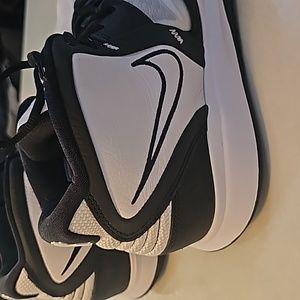 Kyrie Infinity Nike High Top Shoes 14